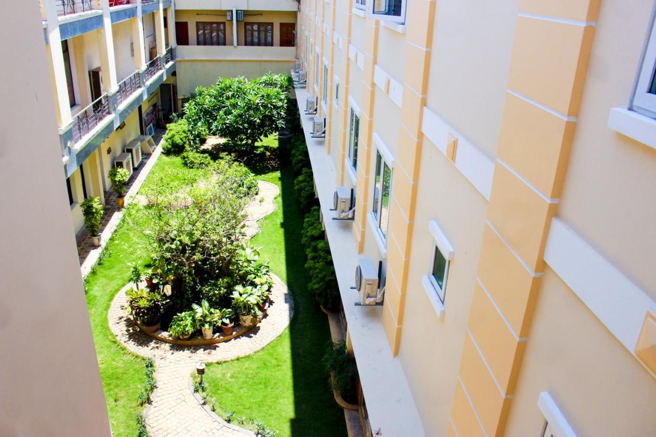 Quy Nhon Hotel Exterior photo